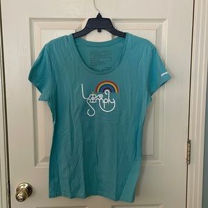 Patagonia “live simply” tee